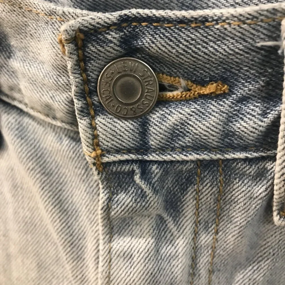 Levis Denim Shorts Womens 26 Blue Jean Cuffed Coastal Cowgirl Light Wash Western